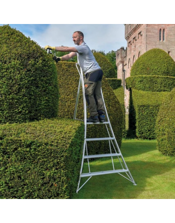 NEW HENCHMAN Fully Adjustable Tripod Ladder 1.8m / 6ft